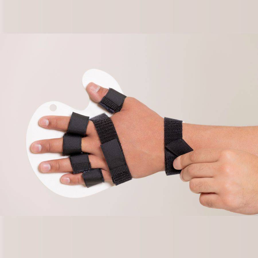 Бандаж фиксатор пальцев руки после инсульта